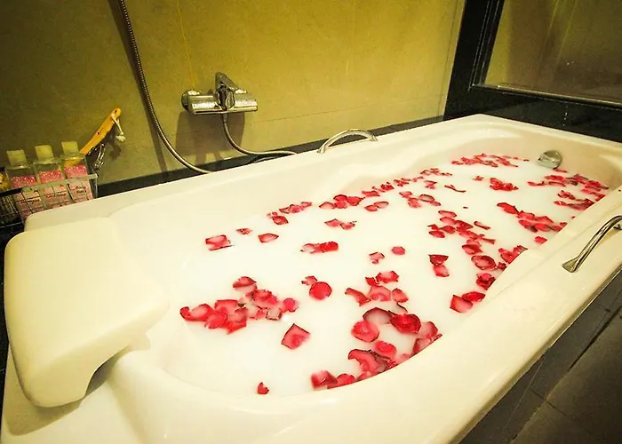 Hotel Waratee 3*